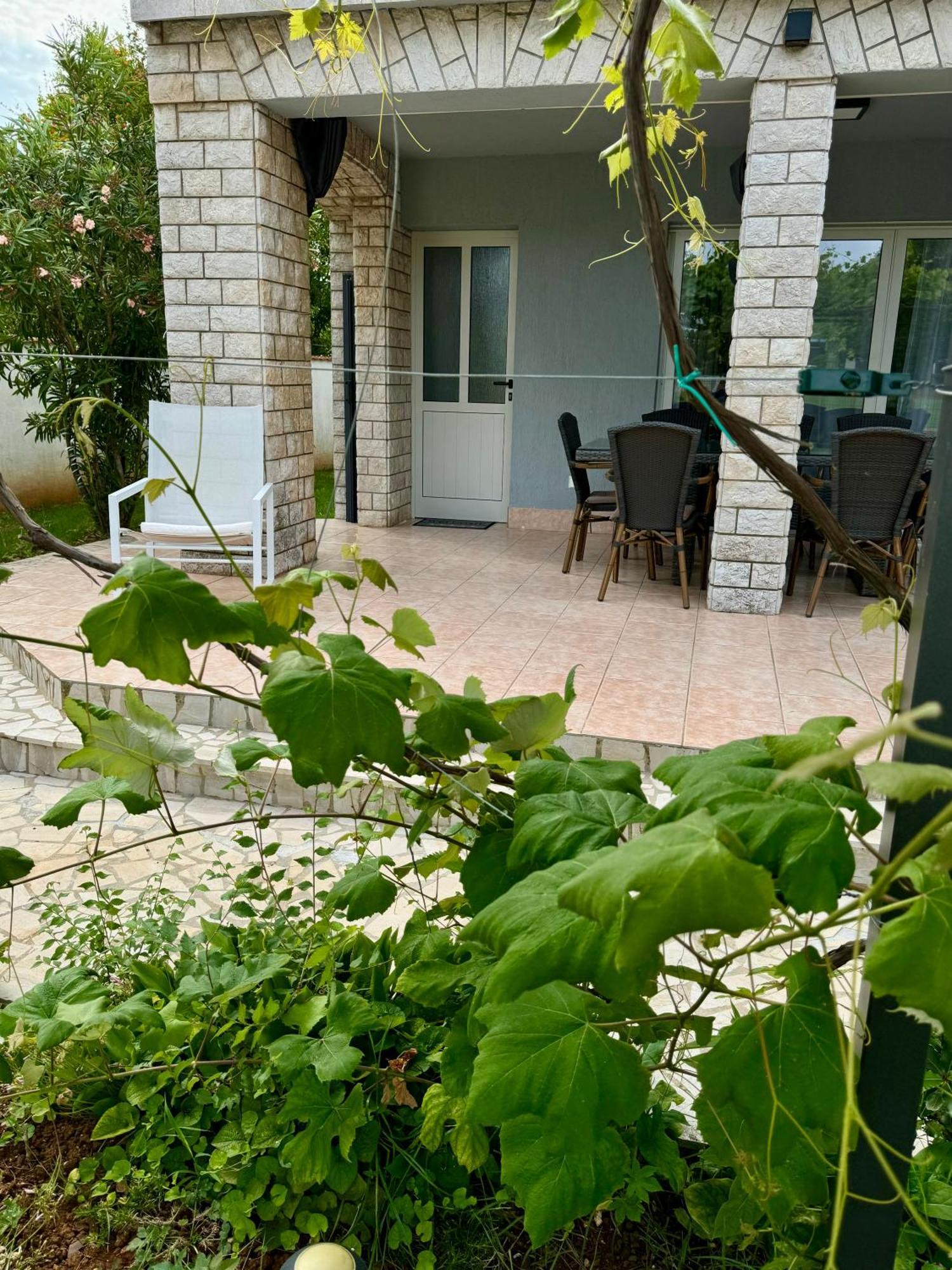 Enna Apartment A Meerblick Perfect Location Medulin Exterior photo